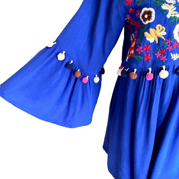 JODIFL Cobalt Blue Boho Top Multicolor Floral Embroidery & Pompom Trim Sz Medium - Picture 4 of 9